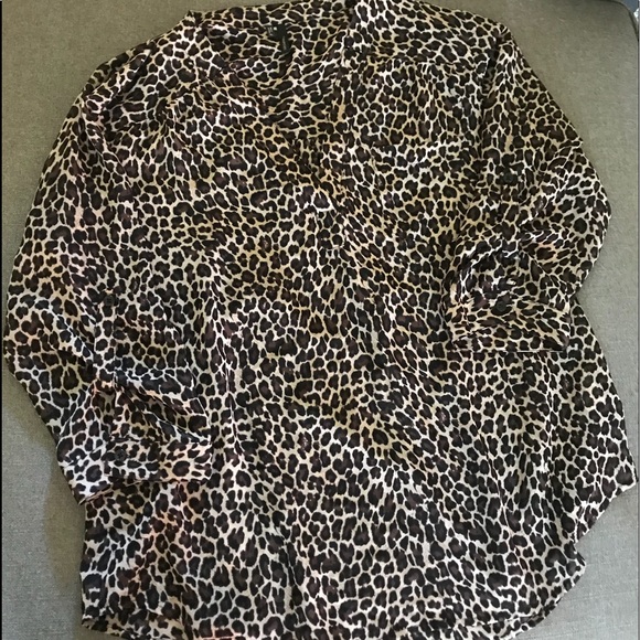 women’s blouse - Picture 1 of 3